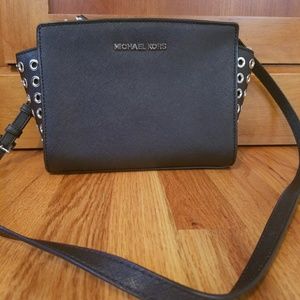 Michael Kors Selma Messenger